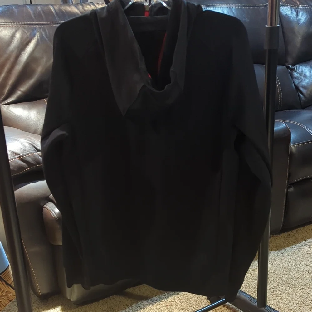 Full Zip Nike Men's Medium Black Therma-fit Hoodie with Red Accents - Picture 2 of 8